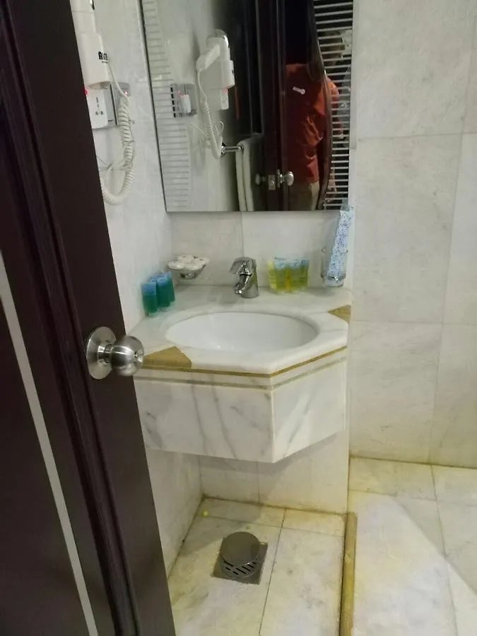 مكة Manazeli Makkah Hotel 3*,